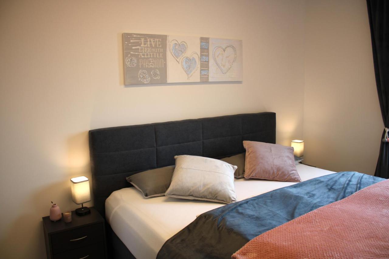 Zentrum Residenz - Wohnen Auf Hoechstem Niveau Lipsia Esterno foto