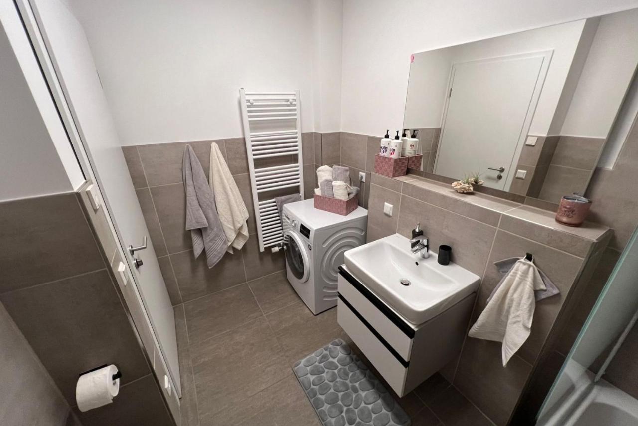 Zentrum Residenz - Wohnen Auf Hoechstem Niveau Lipsia Esterno foto